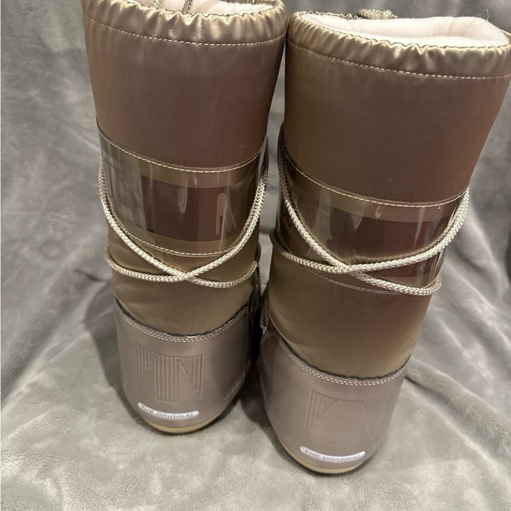 Moon Boot - Picture 3 of 5
